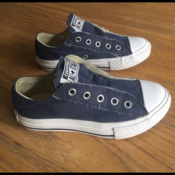 Converse - Picture 2 of 4